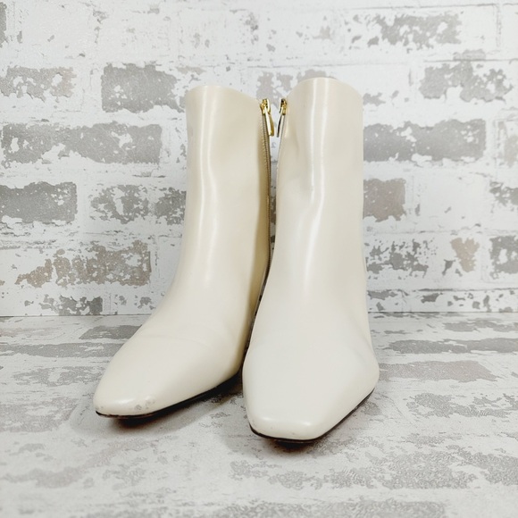 Nordstrom Arazio Kitten Heel White Cream Leather Ankle Booties Size 9 - Picture 2 of 13